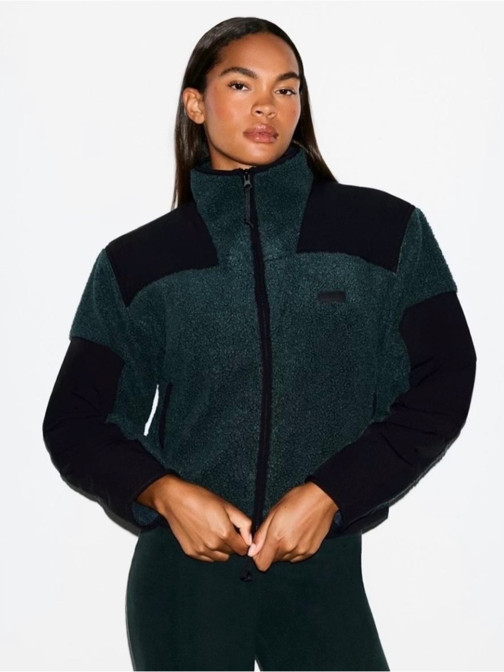 Skims Women’s Sherpa Zip-Up Jacket in Dark Teal and Black